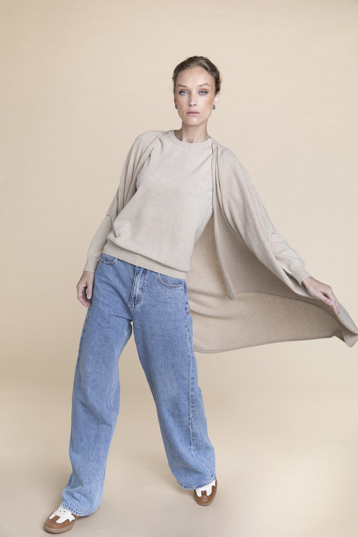 Asymetrický dlouhý cardigan