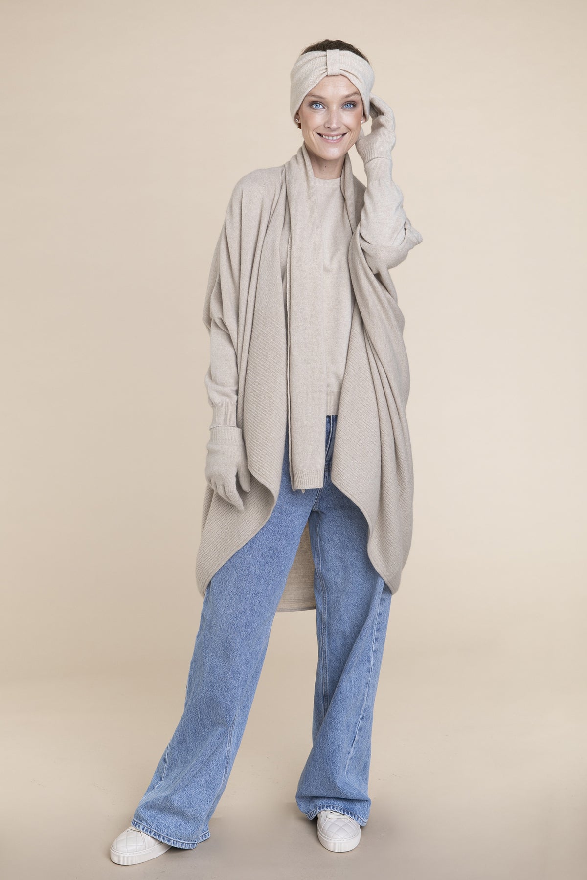 Asymetrický dlouhý cardigan